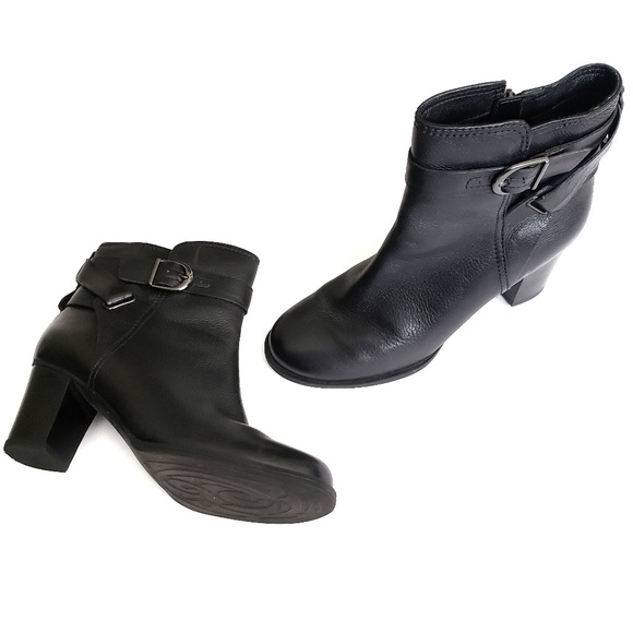 clarks shoe boots black